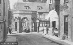 Market Cross 1924, Sherborne