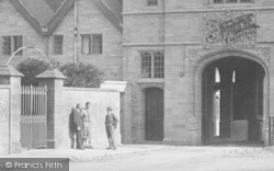 School, Gateway 1924, Sherborne