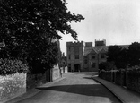 School Gateway And Lodge 1924, Sherborne
