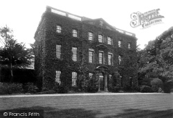 Sherborne House 1904, Sherborne