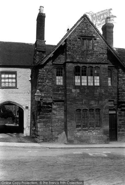Photo of Sherborne, Thomas A Becket's Chapel 1904