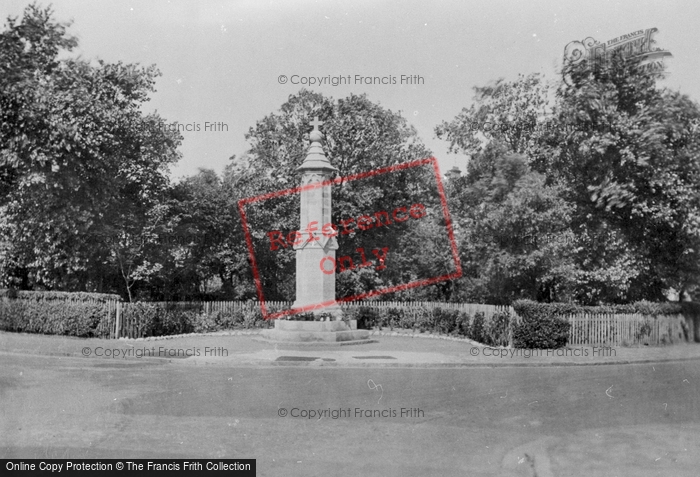 Photo of Sheringham, War Memorial 1921