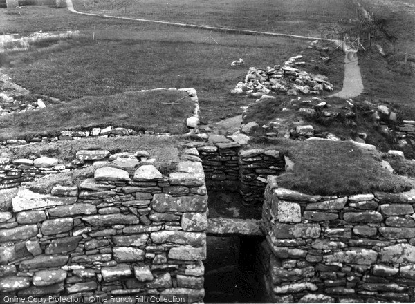 Photo of Shetland, Clickhimin Broch, Forebuilding From Above 1954