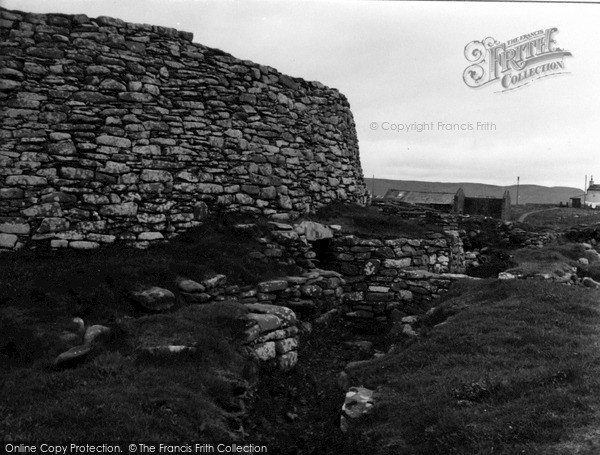 Photo of Shetland, Clickhimin Broch, The Entrance 1954