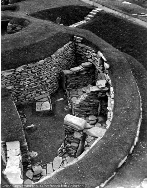 Photo of Shetland, Jarlshof Aisled Round House c.1955