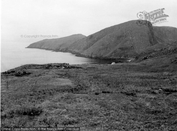 Photo of Shiant Islands, Eilean An Tighe 1960