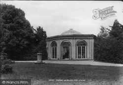 At Decker Hill 1899, Shifnal