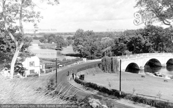 Photo of Shillingford, The Bridge c.1955