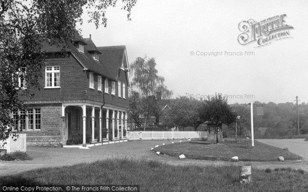 Photo of Shipbourne, New Inn c.1955