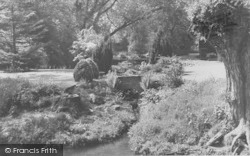 Shipton-Under-Wychwood, The Gardens, The Old Prebendal House c.1952, Shipton Under Wychwood