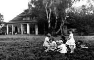 The Tea House c.1960, Shirley