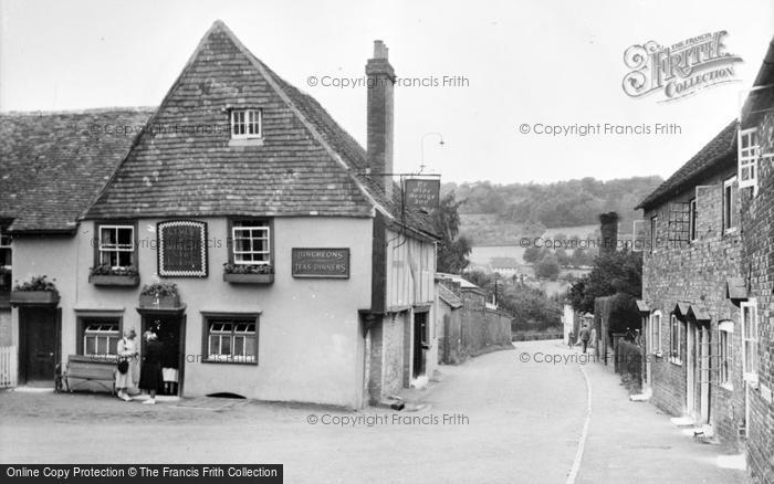 Photo of Shoreham, Ye Olde George Inn c.1955
