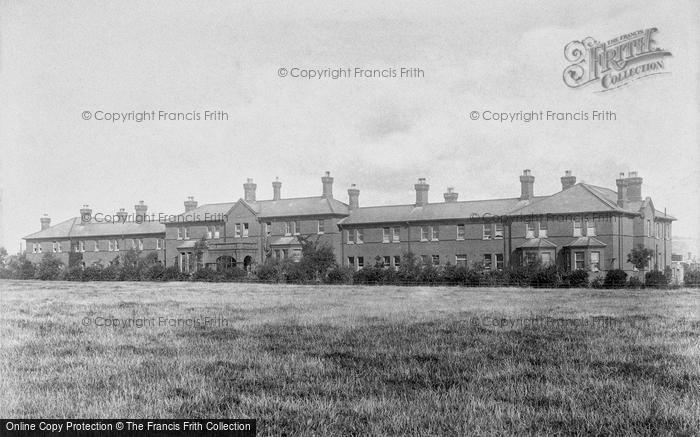 Photo of Shorncliffe, Somerset Barracks 1903