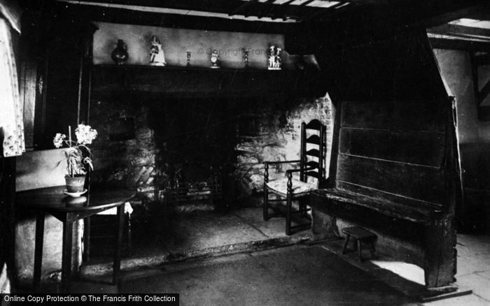 Photo of Shottery, Anne Hathaway's Cottage Interior c.1931