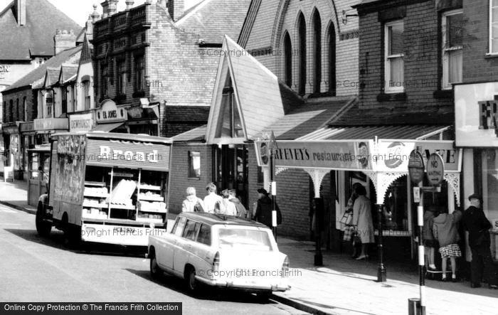 Photo of Shotton, Chester Road West, Reevey's Restaurant c.1965
