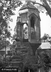 Abbey, Reader's Pulpit c.1950, Shrewsbury