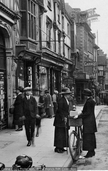 Photo of Shrewsbury, Busy High Street 1923