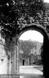 Castle Gateway 1911, Shrewsbury