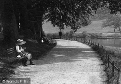 Girl Reading 1911, Shrewsbury