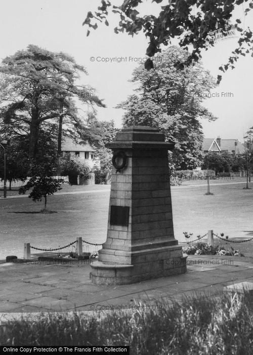 Photo of Sidcup, The War Memorial c.1960