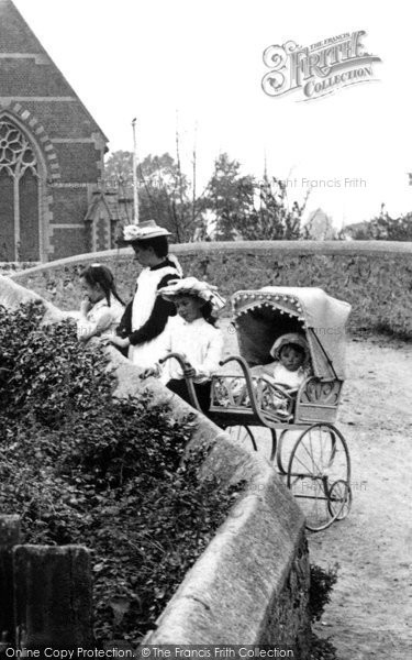 Photo of Sidford, Children On The Bridge 1906