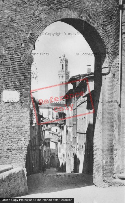 Photo of Siena, Arch Of Chiesa Di San Giuseppe From Via Sant'agata c.1920