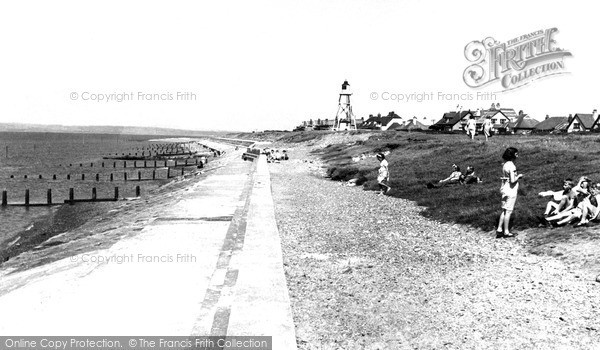Photo of Silloth, The Promenade, Skinburness c.1955