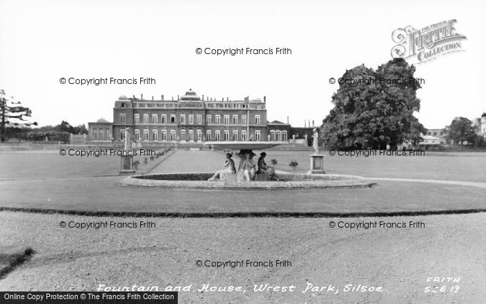 Photo of Silsoe, Wrest House And Fountain c.1960
