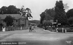 Budds Hill Road c.1950, Singleton
