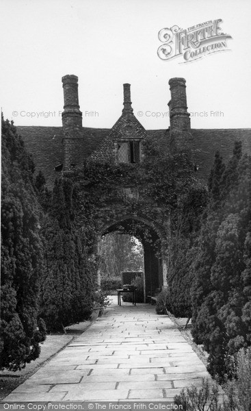 Photo of Sissinghurst, Entrance To The Castle c.1955