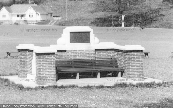 Photo of Sittingbourne, Gore Park Seat c.1960