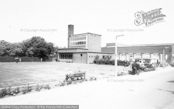 Photo of Skegness, Miners Welfare Holiday Centre, The Bowling Green c.1965