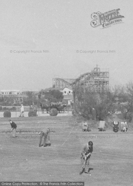 Photo of Skegness, Putting Green, North End c.1955