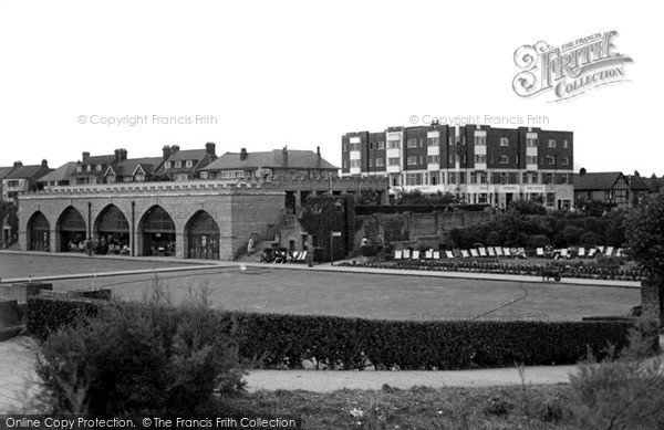 Photo of Skegness, Sun Castle And Bowling Green c.1955