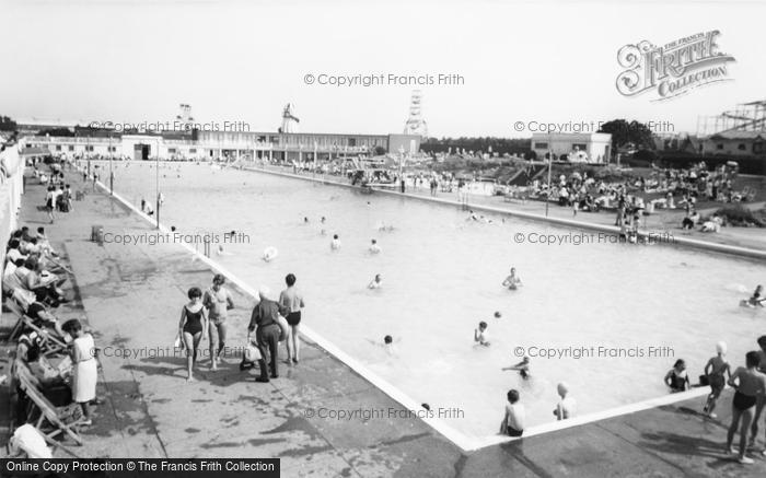 Photo of Skegness, The Swimming Pool 1965