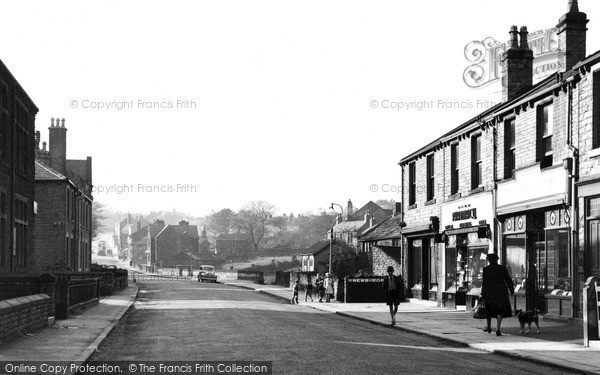 Photo of Skelmanthorpe, Commercial Road, Towards Huddersfield c.1955