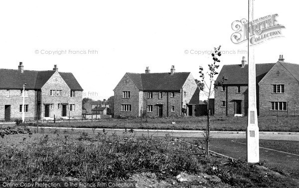 Photo of Skelmanthorpe, Manor Rise Housing Estate c.1955