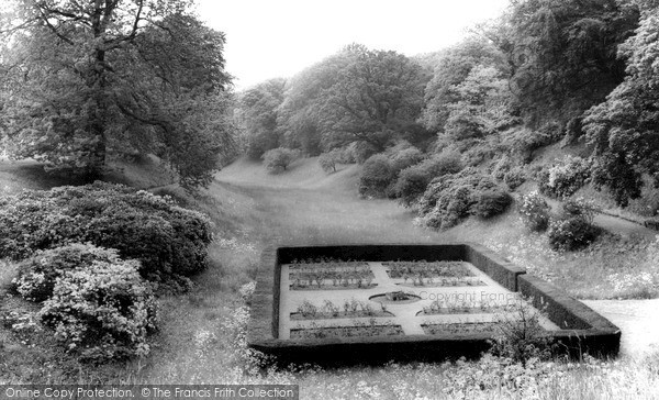 Photo of Skelton, The Castle Gardens c.1965