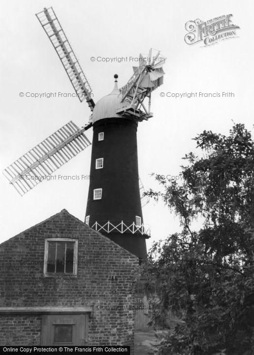 Photo of Skidby, Windmill c.1955