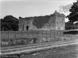 The Castle 1955, Skipness