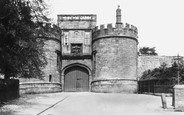 Castle Gateway c.1950, Skipton