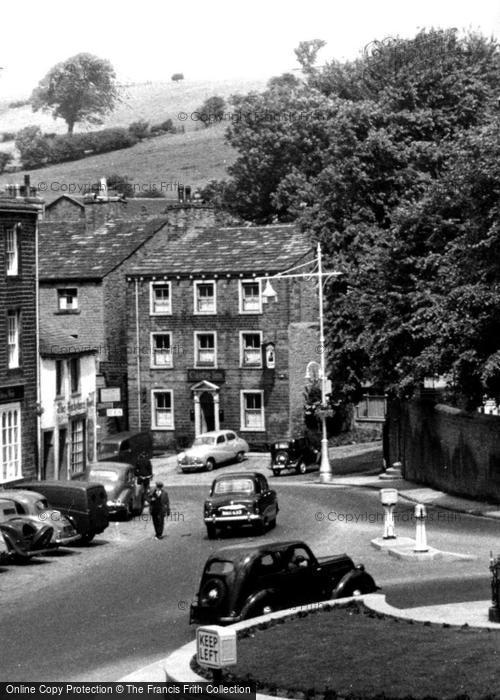 Photo of Skipton, Castle Inn c.1955