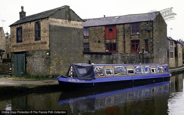 Photo of Skipton, Narrowboat At  Derelict Wharf, Leeds & Liverpool Canal 1998