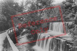 Wood, Waterfall 1911, Skipton