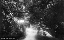 Woods, Falls 1911, Skipton
