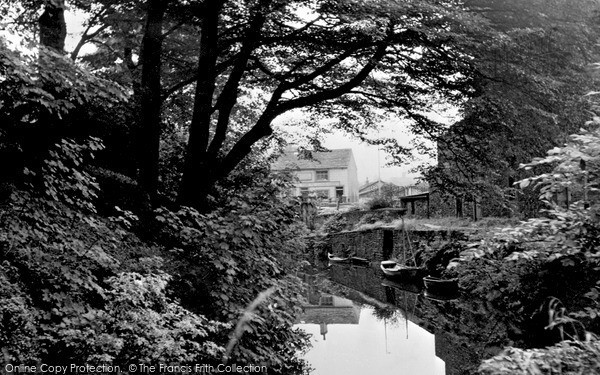 Photo of Skipton, Woods, The Canal c.1955