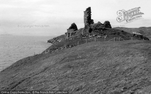 Photo of Skye, Duntulm Castle 1962