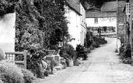 Brook Street 1925, Slapton