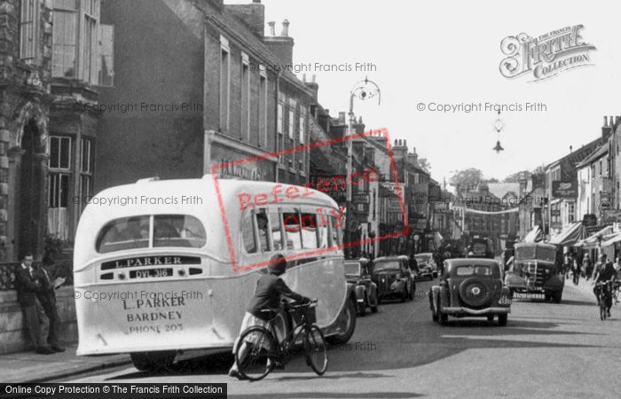 Photo of Sleaford, Southgate Traffic  c.1950