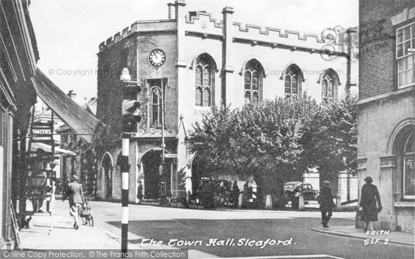 Photo of Sleaford, The Town Hall c.1950